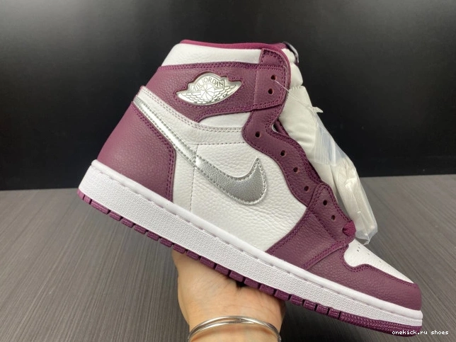 Cheap Jordan Air 555088-611 High OG Bordeaux 1 0822